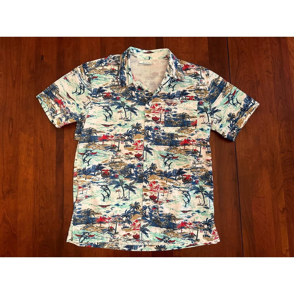 Columbia Small Men’s Columbia PFG Button Up Shirt
